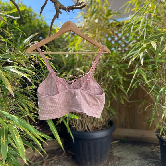 COPY - Bralette - Picture 2 of 4